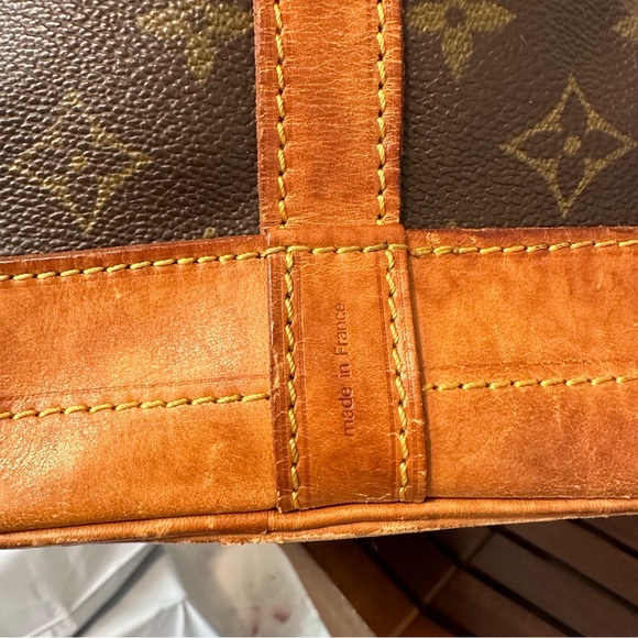 Louis Vuitton Noe Monogram MM - Picture 11 of 11